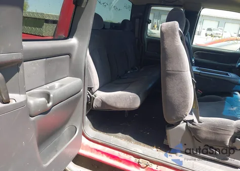 2001 Chevrolet Silverado 1500 Ls из США, поврежденный, VIN 2GCEK19T511312260